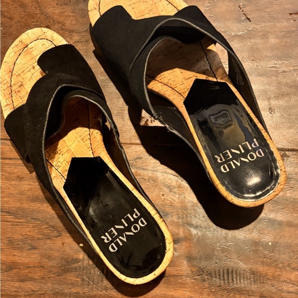 Donald J. Pliner Black Wedge Shoes with Patent and Cork Bottoms - Picture 1 of 4